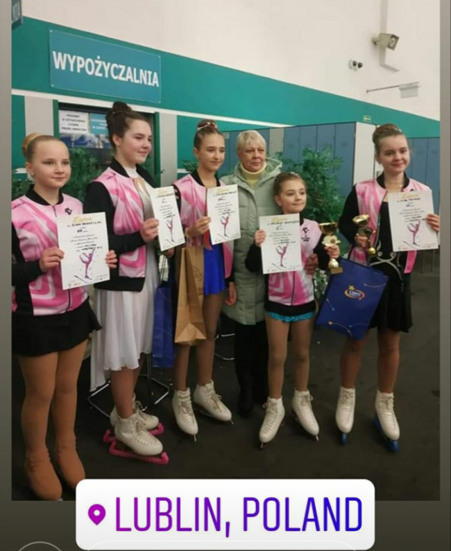Юні рівненські фігуристки привезли дві медалі з Польщі
