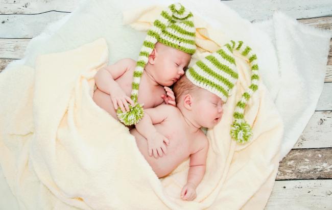 Дівчаток більше: у лютому у Рівному народилося майже 200 малюків