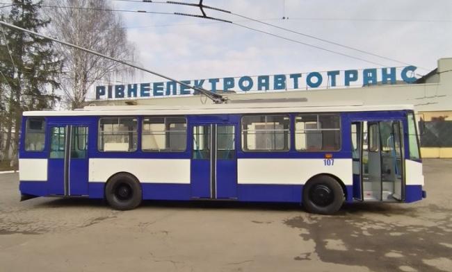 У Рівному «оживили» чеський тролейбус