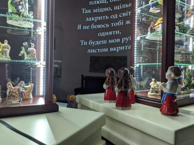 Унікальну виставку, присвячену Лесі Українці, можна побачити на Рівненщині