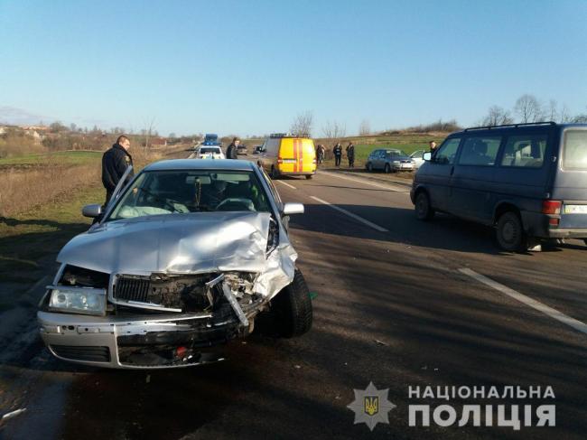 Відомо деталі аварії на Рівненщині: двох пасажирів госпіталізували