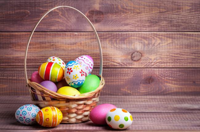 Космічні, із краваток і навіть мармурові: як оригінально пофарбувати яйця на Великдень