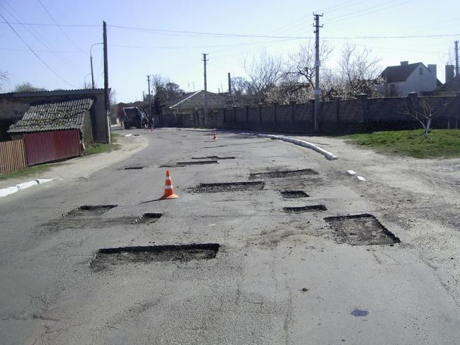 У місті на Рівненщині відремонтують дороги на 40 вулицях