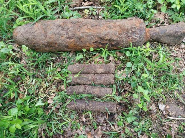 На Рівненщині піротехніки ліквідували 5 снарядів часів Другої світової війни