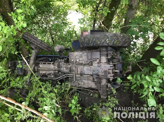 ДТП із трактором трапилась на Рівненщині: загинув молодий чоловік