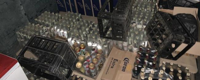 На Рівненщині виявили 4 вантажівки з фальсифікованим спиртним