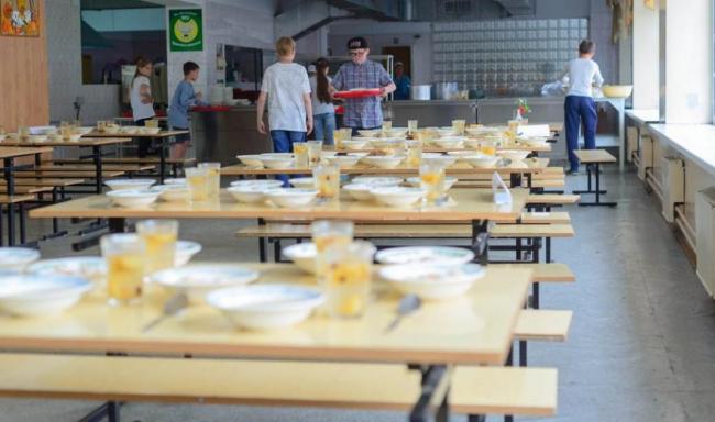 У Рівненській області у майже 100 школах обладнають нові харчоблоки