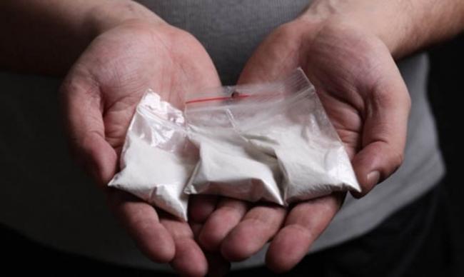 Чотирьох мешканців Рівненщини підозрюють у розповсюдженні наркотиків