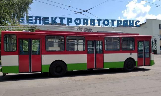 У Рівному «оживили» тролейбус (ФОТО)