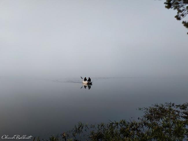 Рівненський фотограф опублікував світлини туману над водою (ФОТО)