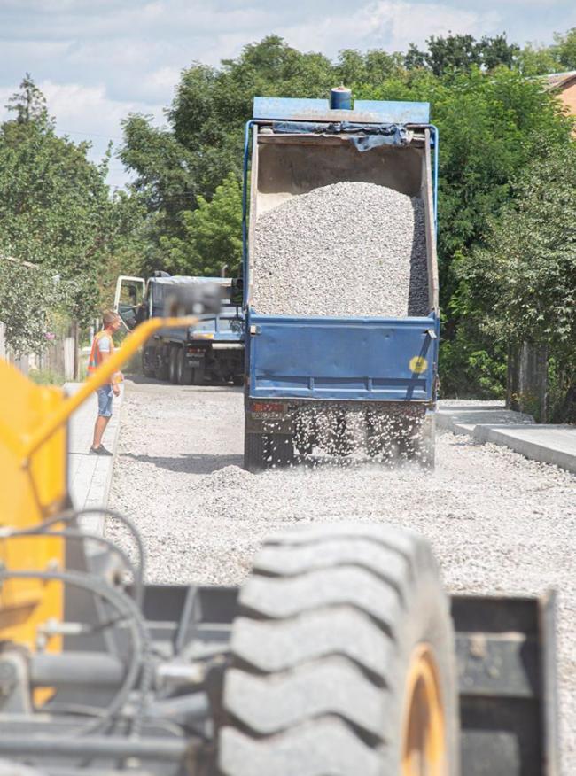 У Гощанському районі ремонтують майже 6 км дороги (ФОТО)