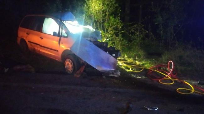 На Рівненщині легковик зіткнувся з вантажівкою: водій мінівена загинув (ФОТО)