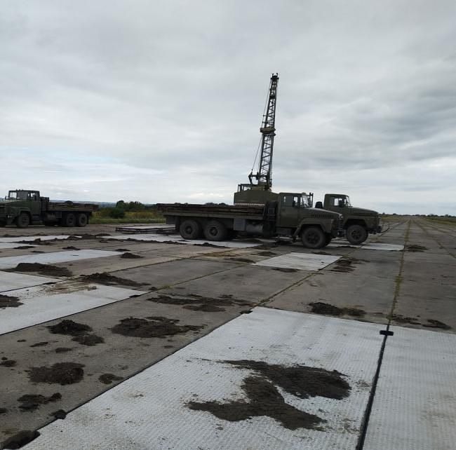На Рівненщині тривають роботи із відновлення військового аеродрому