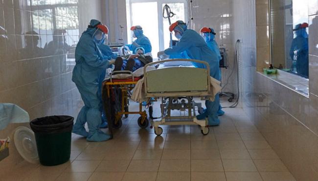 У райлікарні на Рівненщині 17 хворих із коронавірусом у важкому стані