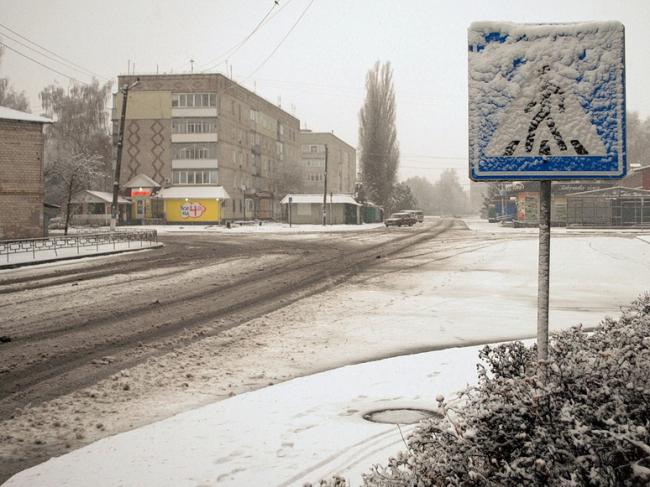 Північ України засипало снігом (+ФОТО)