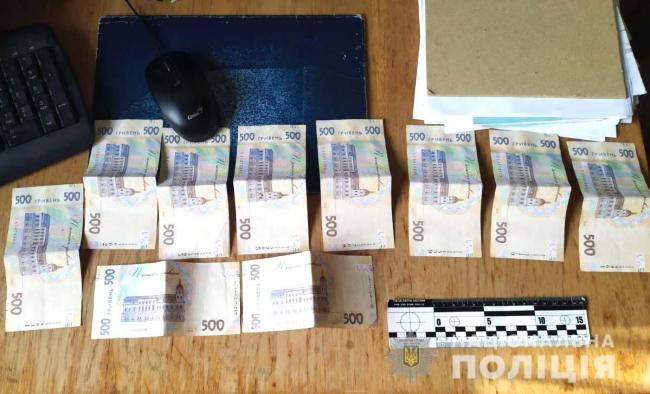 Житель Рівненщини давав поліцейському 5 тис гривень - просив позбутись адмінпротоколу