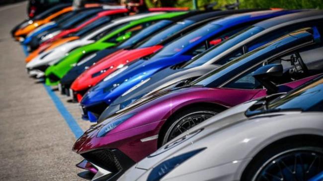 На Рівненщині цьогоріч 77 авто перереєстрували через зміну кольору