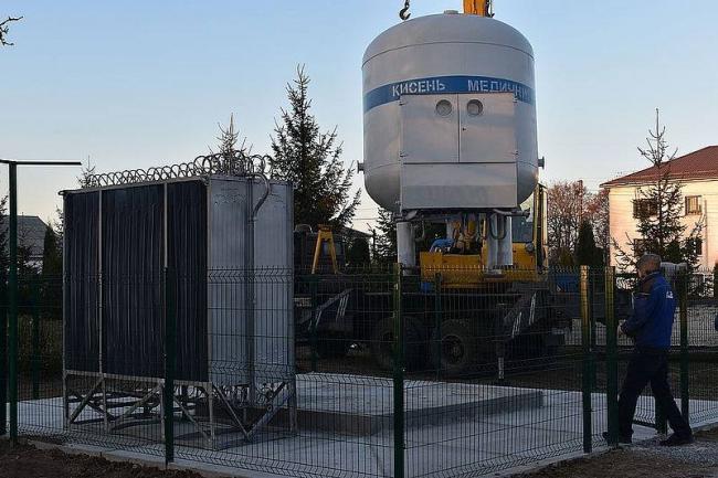 У місті Дубно облаштували першу кисневу станцію в області