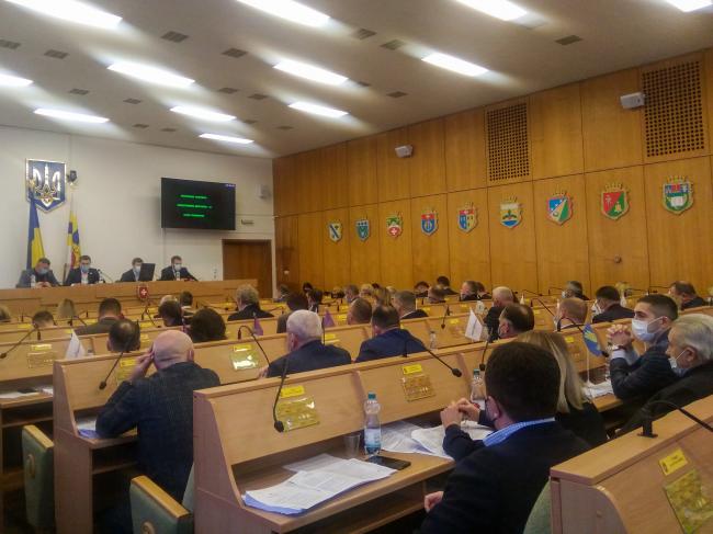 Третє пленарне: депутати Рівненської облради зібрались у сесійній залі