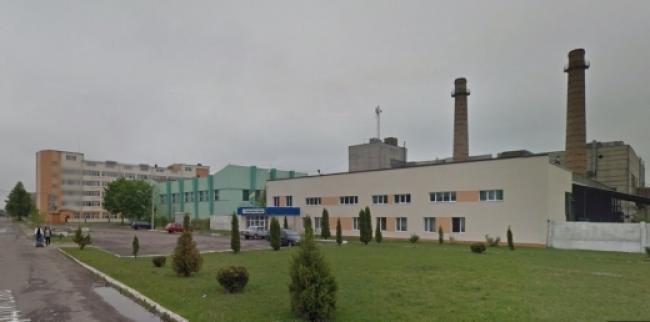 Завод на Рівненщині оштрафували на захмарну суму через забруднення повітря