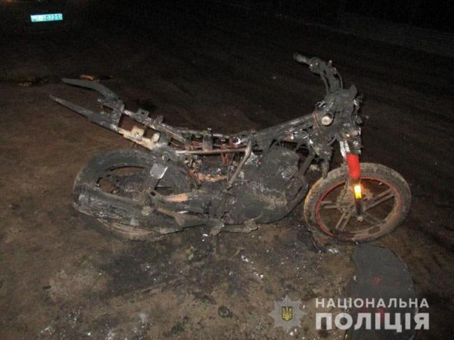 На Рівненщині чоловік без причини спалив односельцеві мотоцикл