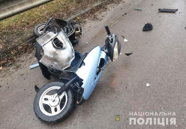 Біля Дубно сталась аварія: загинув водій скутера (Фото, Відео)