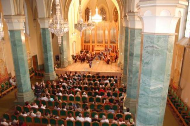 Рівнян запрошують на фестиваль класичної музики у органному залі