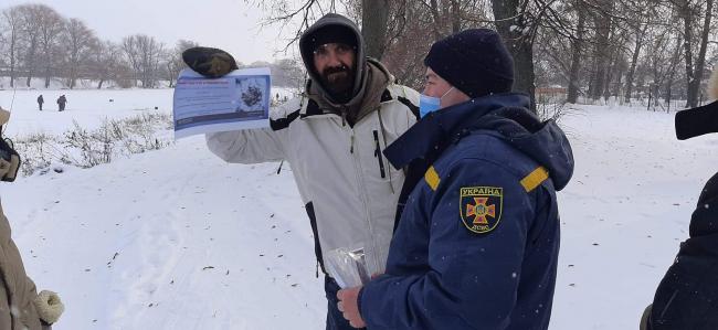 У Костополі рибалкам нагадали про безпеку під час виходу на лід