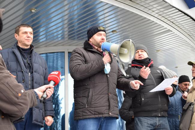 У Рівненській обласній раді підтримали учасників акції проти підвищення тарифів