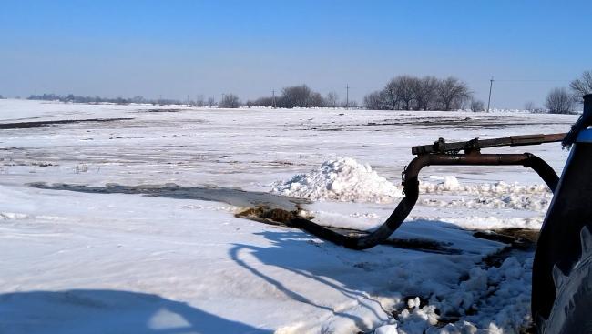 Побачив екологів та втік: на Рівненщині виявили факт забруднення земельної ділянки