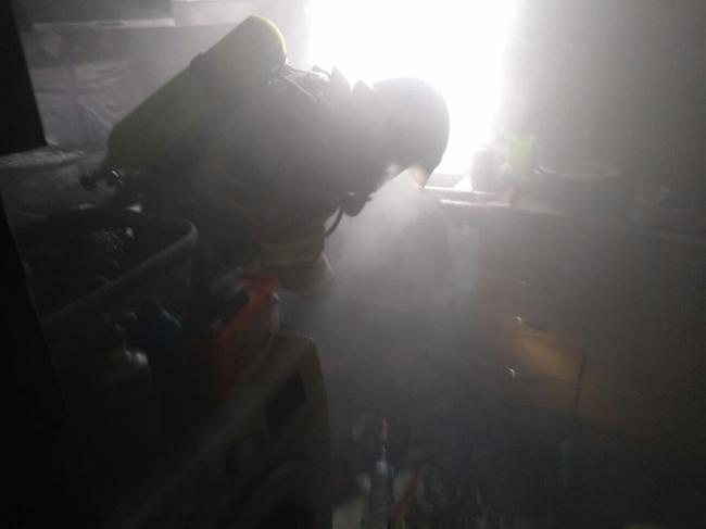 У Сарнах сталась пожежа у багатоквартирному будинку (ФОТО)