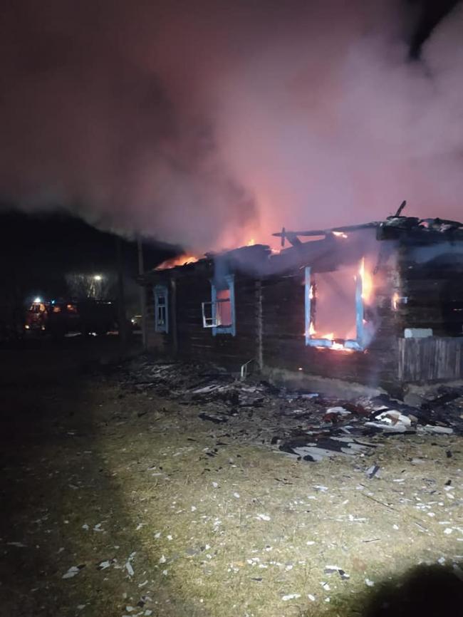 На півночі Рівненщини вогонь знищив житловий будинок