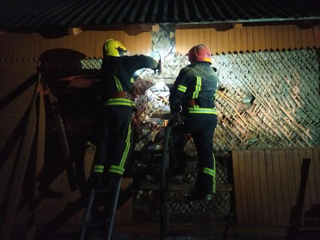 У Дубровиці пожежники врятували від знищення житловий будинок (ФОТО)
