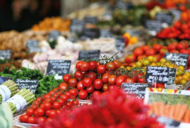 Сало, овочі та олія найбільше здорожчали минулого місяця на Рівненщині