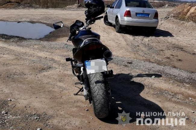 Недобросовісний покупець викрав мотоцикл під час тест-драйву на Рівненщині