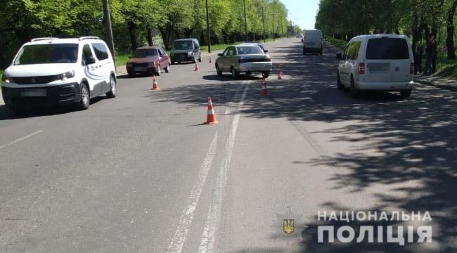 На Костромській у Рівному "ВАЗ" збив жінку-пішохода