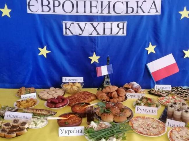 Піца, канапки й круасани: у школі на Рівненщині провели Фестиваль європейської кухні