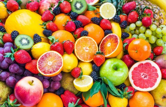 Те що потрібно в спеку: які фрукти та овочі містять багато води?