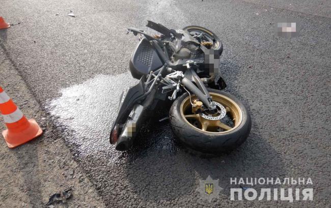 На дорозі Рівне-Луцьк-Устилуг розбився мотоцикліст