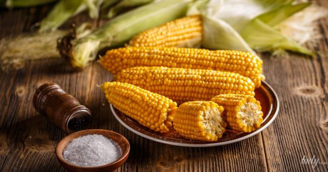 Як варити кукурудзу, щоб вона була соковитою?