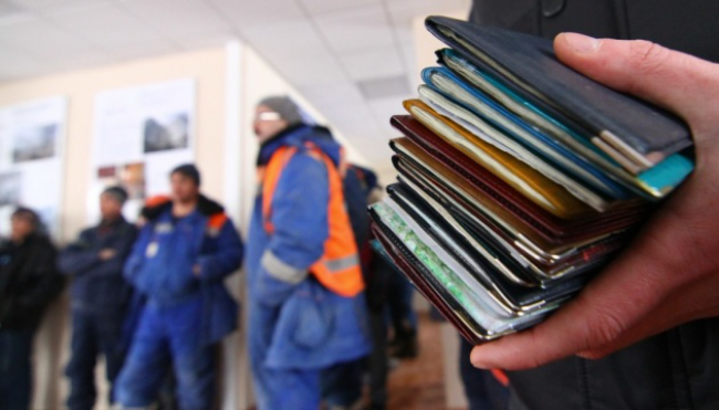 На Рівненщині за чотирьох нелегальних працівників підприємця оштрафували на 120 тисяч гривень