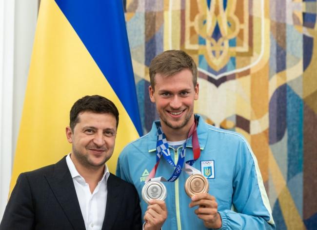 Рівненські спортсмени та їх тренери отримали від Володимира Зеленського державні нагороди