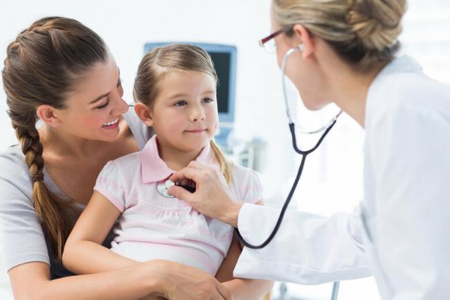 Що потрібно знати рівненським батькам про медичний огляд школярів у 2021