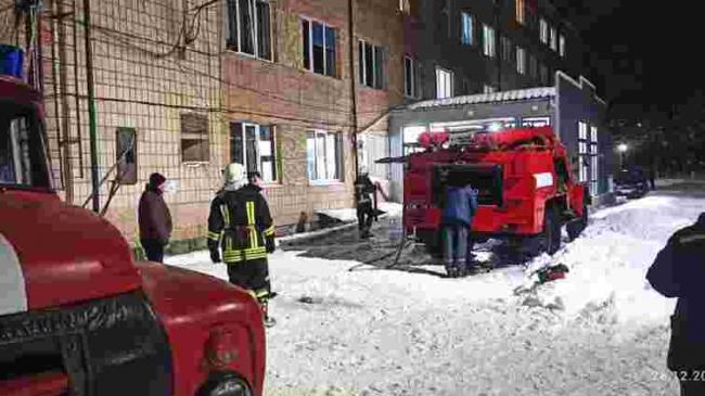 Запалили заупокійну свічку: відома попередня причина пожежі у райлікарні на Івано-Франківщині