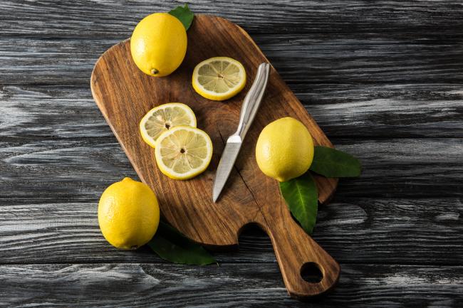 Чи справді лимони містять так багато вітаміну C