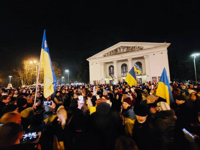 Мешканці Маріуполя на Донбасі вийшли на протест