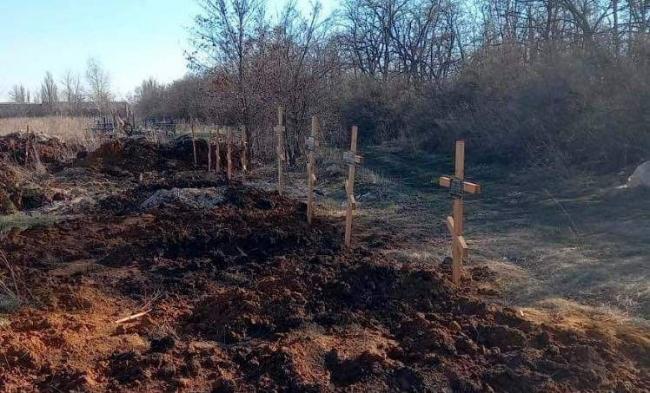 "Морги переповнені, кладовища - прямо у містах": Гайдай розповів, як ховають людей на Луганщині