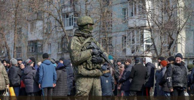 Російські окупанти розстрілюють волонтерів та ізолюють захоплені території