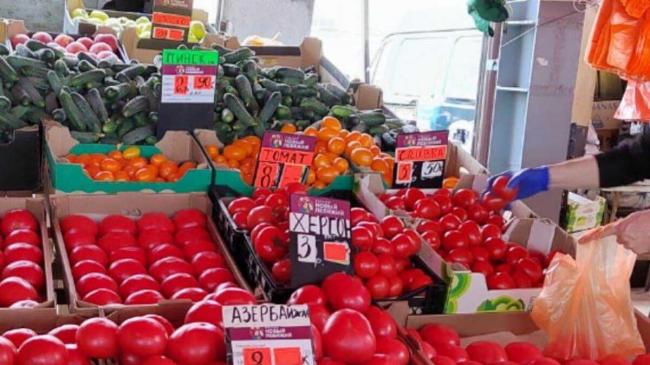 На ринках Білорусі помітили черешню та помідори з окупованих Мелітополя й Херсона