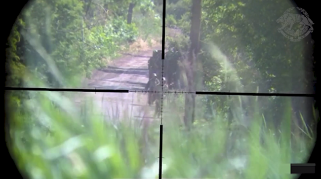 Унікальні кадри: ССО показали, як український снайпер ліквідував цілу групу окупантів